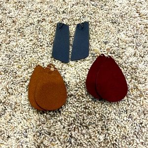 NICKEL & SUEDE EARRINGS